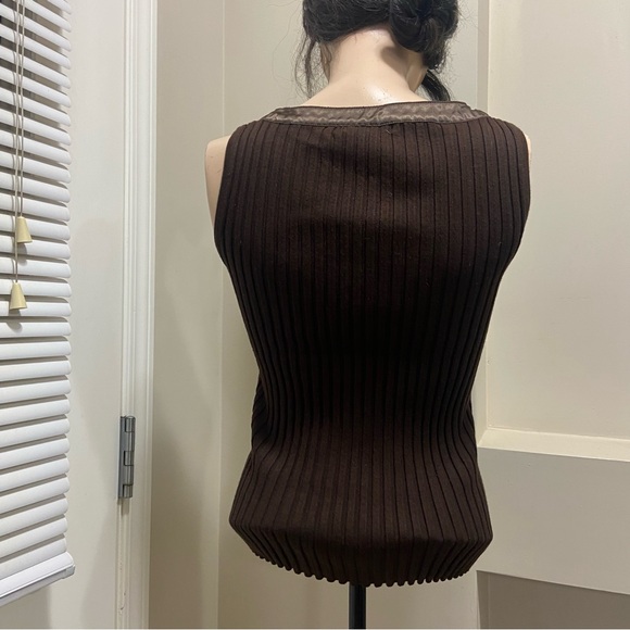 Brown Ribbed Women's Top - Picture 4 of 6